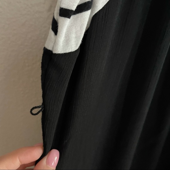 Motherhood Maternity Black and White Tank Top - Picture 3 of 13